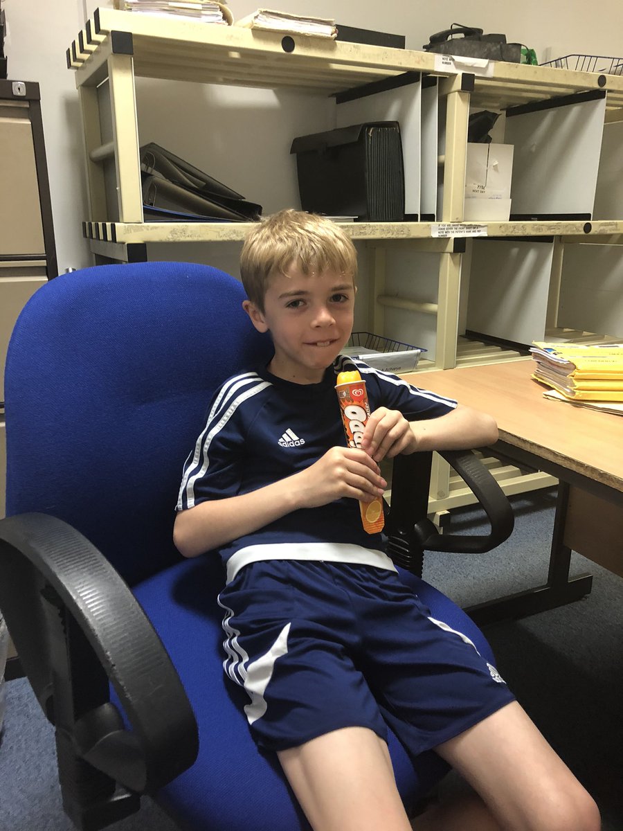 Welcome Jake to <a href="/bhrut_eyes/">Queens Hospital Ophthalmology</a> for coming in for his appointment today via our Paediatric High Volume clinic week! Enjoying the weather ☀️ &amp; his🧊🍭 <a href="/AymanKhaier/">Ayman Khaier</a> <a href="/ElkhoulyNatasha/">Natasha Ranasinha-Elkhouly</a> <a href="/BHRUT_NHS/">BHRUT NHS 🏥</a>