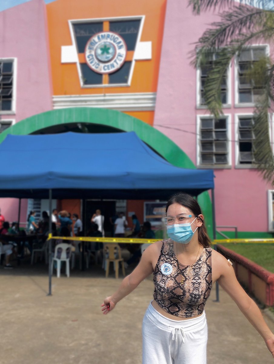 chelseagapia's tweet image. fortunately alive to get my first dose. get it when you can, bestie. Thank you, Kolambugan frontliners. #vaccinated #RESBAKUNA  #proofofexistence