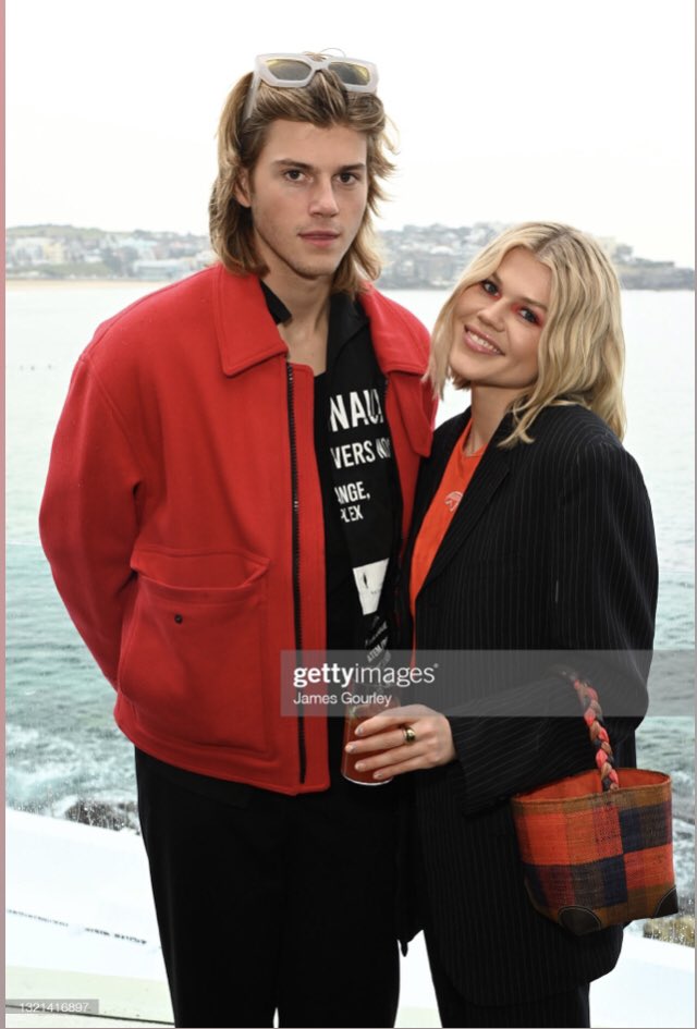 RuelUpdateLatam's tweet photo. 📷 //Ruel en la fashion week Australia https://t.co/IhMrn6s2FZ
