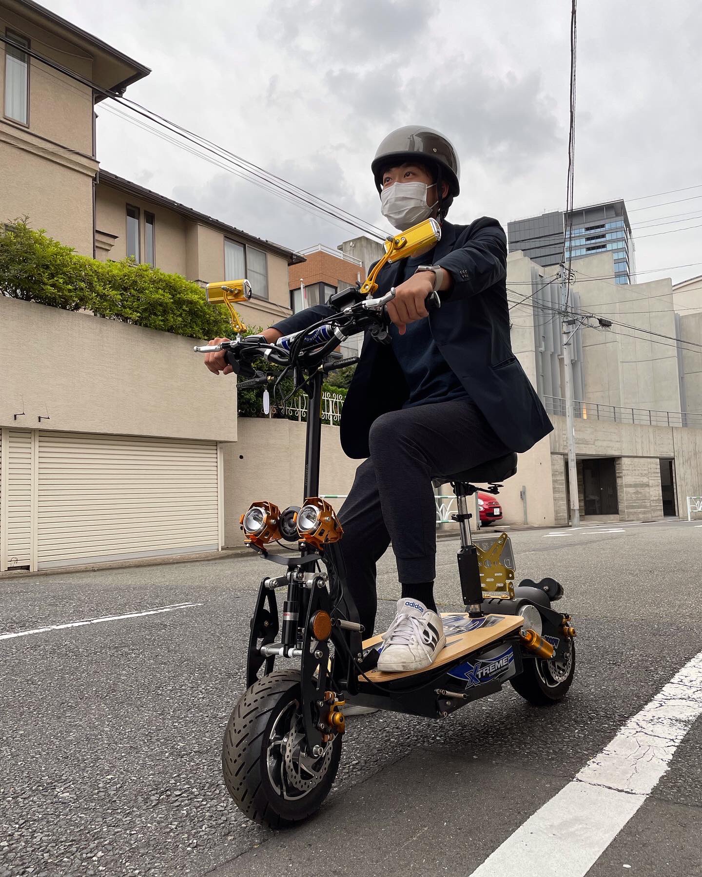 期間限定値下げ）x-treme x2000evo turbo 電動スクーター