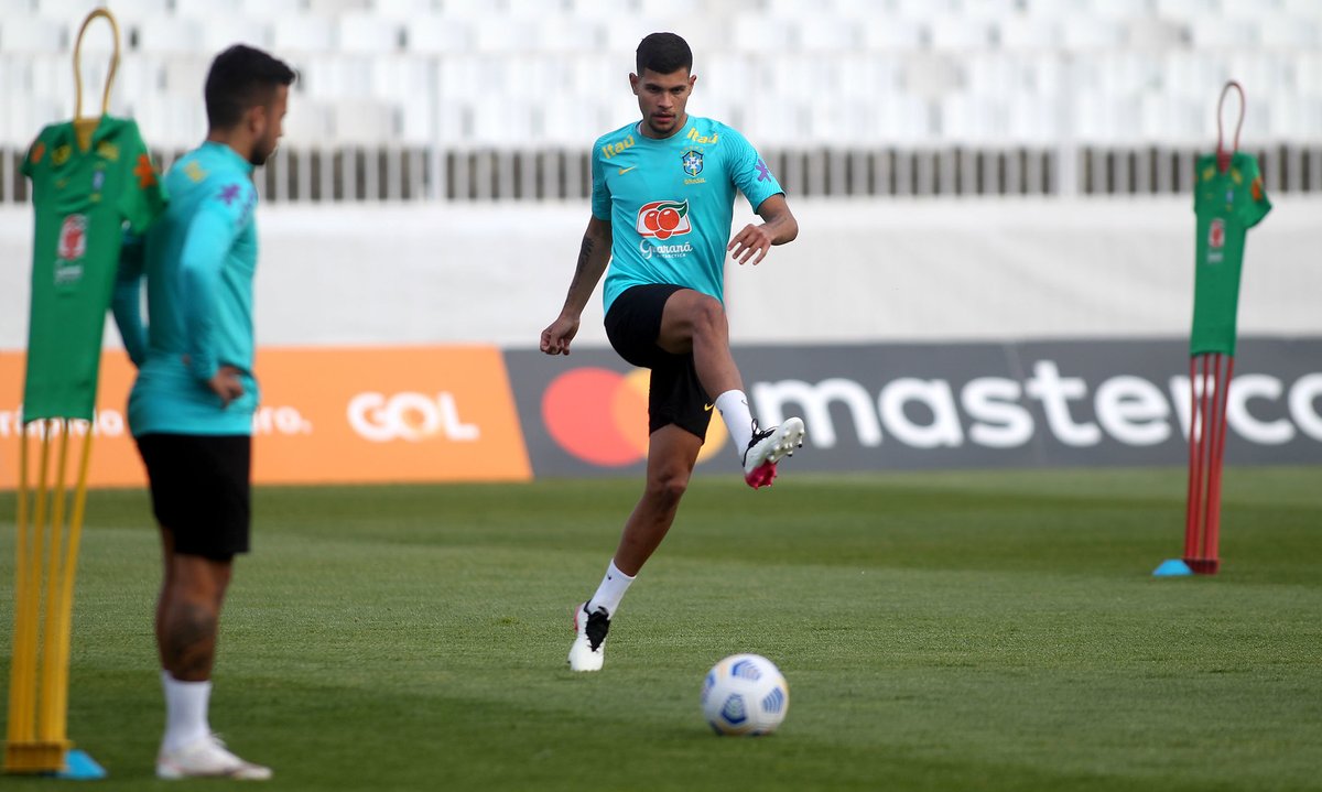 BrunoGstuff's tweet photo. Seleção 🇧🇷 https://t.co/5J2t83M0Ac