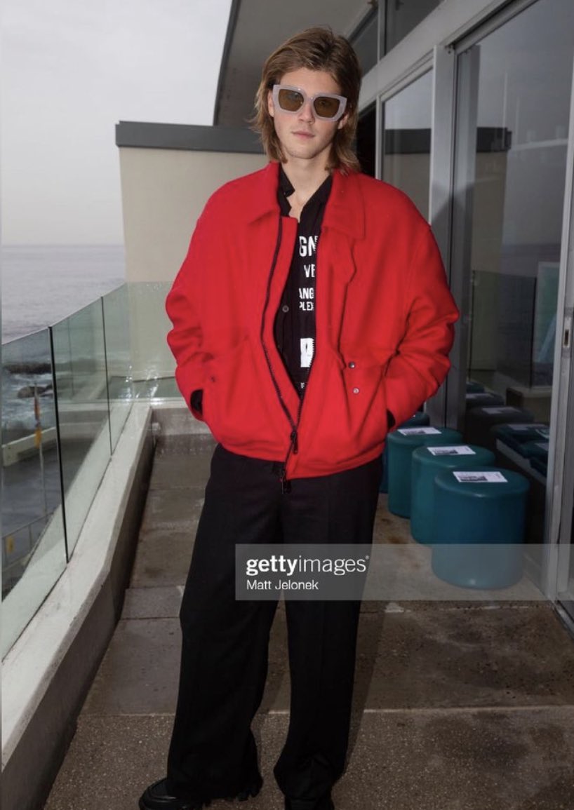 RuelUpdateLatam's tweet photo. 📷// Ruel en la fashion week Australia https://t.co/5fxxB4toRz