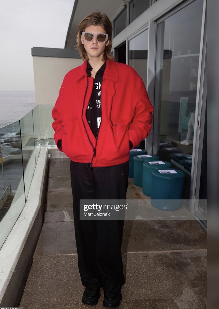 RuelUpdateLatam's tweet photo. 📷// Ruel en la fashion week Australia https://t.co/5fxxB4toRz