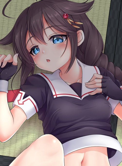 去年描いたの https://t.co/rf1HRZq5W4 