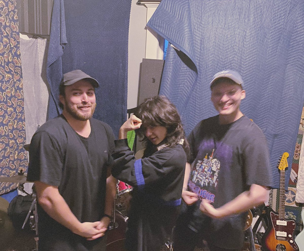 GOOD GRIEF OUT NOW. Thanks to everyone, especially <a href="/0Cowboy2/">cowboy2.0</a> go stream it bbs