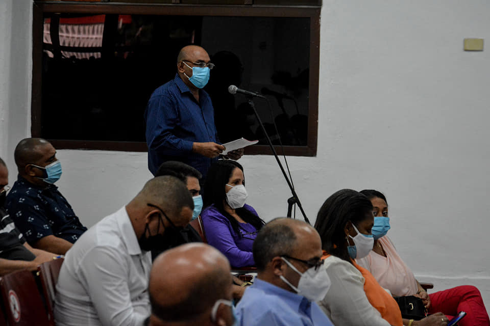 Cómo concretar los Conceptos, Ideas y Directrices del #8voCongresoPCC en el escenario donde actúa el #PCC, la UJC y las organizaciones de masas, centra la atención del debate del encuentro del Secretariado CCPCC en Villa Clara #Cuba #SoñarYContinuar