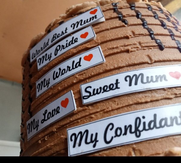 SherrysSignatu1's tweet photo. Pay attention to the details.

Scripted cake to bless your timeline.

Our DM is open 24/7 to take your order. https://t.co/jF2pBN0uaC