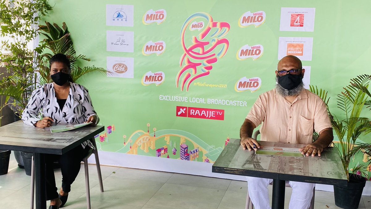 #MiloEuroFoari2021 - Euro Coverage ge baeh Sponsorunna eku soi kurun. Euro ge emme fahuge Mauloomaathu thah sitting room thakaa hama ah. Heh! Heh!Geyga madu kolla match thah balaalan|  <a href="/AhmedMahloof/">Ahmed Mahloof</a> <a href="/pizza_buona/">Pizza Buona</a> <a href="/CiboMv/">Cibo</a> 
<a href="/MTCCPlc/">MTCC Plc</a> <a href="/Dhiraagu/">Dhiraagu</a> <a href="/bankofmaldives/">Bank of Maldives</a> <a href="/TeamFenaka/">Fenaka Corporation Ltd</a> @MoYSCEmv