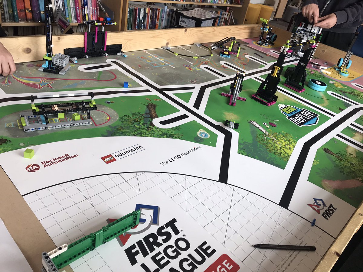 DtGlanclwyd's tweet photo. Mae’r amser wedi cyraedd i @Team_Egni ailgychwyn @FLLUK 🙌🏼 🏴󠁧󠁢󠁷󠁬󠁳󠁿 

🟥◻️🟩◻️🟥◻️🟩◻️🟥◻️🟩◻️🟥

The time has arrived for PROJECT RESTART @IETeducation @EESWSTEMCymru 🙌🏼 🏴󠁧󠁢󠁷󠁬󠁳󠁿 

#RePLAY #FLL #Robotics #programming #FLL2021 #EV3 #LEGO https://t.co/nO2S4qQDZS