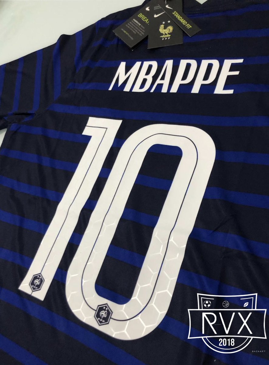 ImportsRvx's tweet photo. 👕 Camisa da França - 2021/2022 

✅ PRONTA ENTREGA !!
. 
Tamanhos: P- M - G - GG lisa
                     P - GG (mbappe - 10)

 💰152,00 - 162,00
.
🚚 entregamos em todo Brasil 🇧🇷 
.
🏃🏽‍♂️ Corre porque acaba logo
.
✉️Mande mensagem e encomende já a sua. https://t.co/HirqQYYcVf