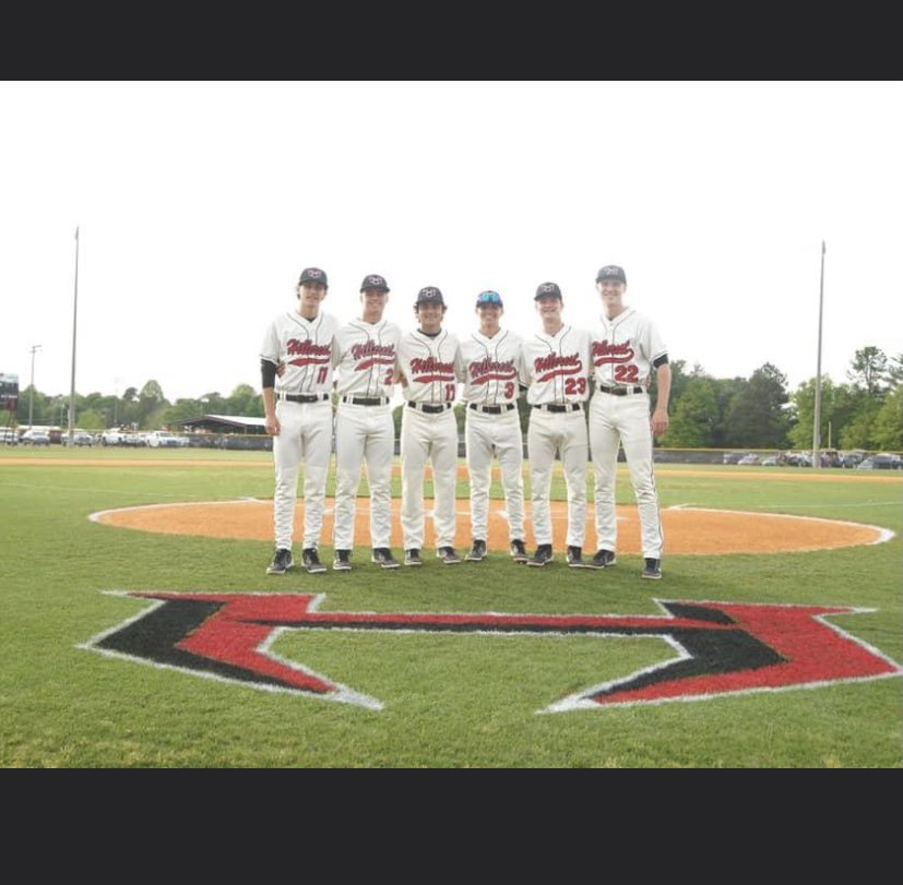 Congrats to our 6 Seniors for Graduating today!  They are graduating and playing for a state championship all in the same week.  Such a special time for these young men!