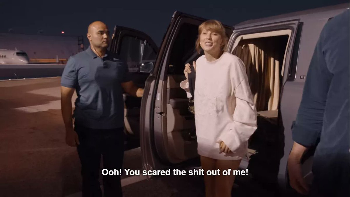 swifties when taylor swift posts something