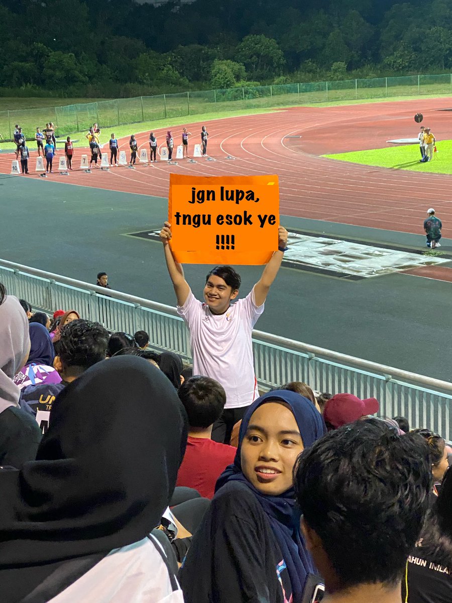 praunimas's tweet photo. Dear Asasi X,

it has been a year since your Asasi end abruptly 🥺

for your one year anniversary 🥳, we have something for you guys this Saturday 🤔

announcement tomorrow..!!! 😉
#IkenKalengKaleng https://t.co/73uzzmXm42