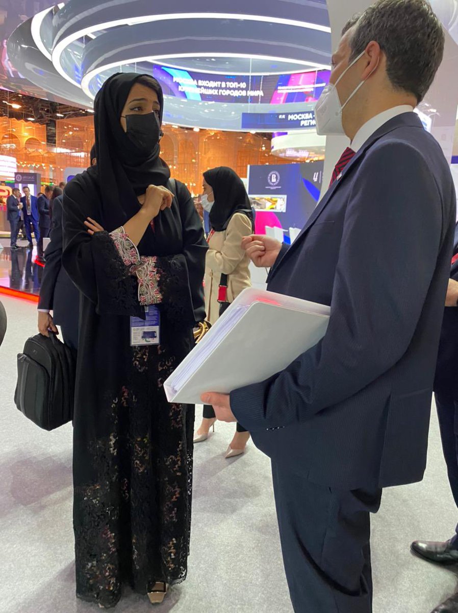 rodrigoyanezb's tweet photo. Sobre Chile en Expo Dubai 2021 🇦🇪, cooperación en vacunas Covid 19 y dar un gran salto en nuestro esquema de comercio e inversiones durante los próximos meses, conversamos con la Ministra de Cooperación Internacional y Directora General de la Expo 2020, Reem Al Hashimy #Expo2020 https://t.co/1HnYMUbBmL