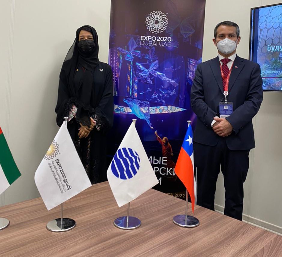 rodrigoyanezb's tweet photo. Sobre Chile en Expo Dubai 2021 🇦🇪, cooperación en vacunas Covid 19 y dar un gran salto en nuestro esquema de comercio e inversiones durante los próximos meses, conversamos con la Ministra de Cooperación Internacional y Directora General de la Expo 2020, Reem Al Hashimy #Expo2020 https://t.co/1HnYMUbBmL