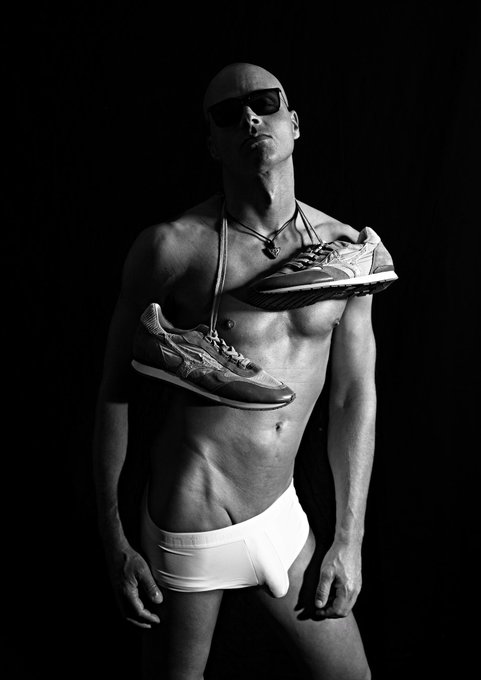 Photographer: https://t.co/Y5VUzQ64aH #portrait  #blackandwhite #malemodels #art #malemodel #maleportrait<a href="/tag/portrait"class="tags">#portrait</a><a href="/tag/art"class="tags"><span>#art</span></a><a href="/tag/blackandwhite"class="tags"><span>#blackandwhite</span></a><a href="/tag/male"class="tags"><span>#male</span></a><a href="/tag/modeling"class="tags"><span>#modeling</span></a><a href="/tag/studio"class="tags"><span>#studio</span></a><a href="/tag/bi"class="tags"><span>#bi</span></a>
