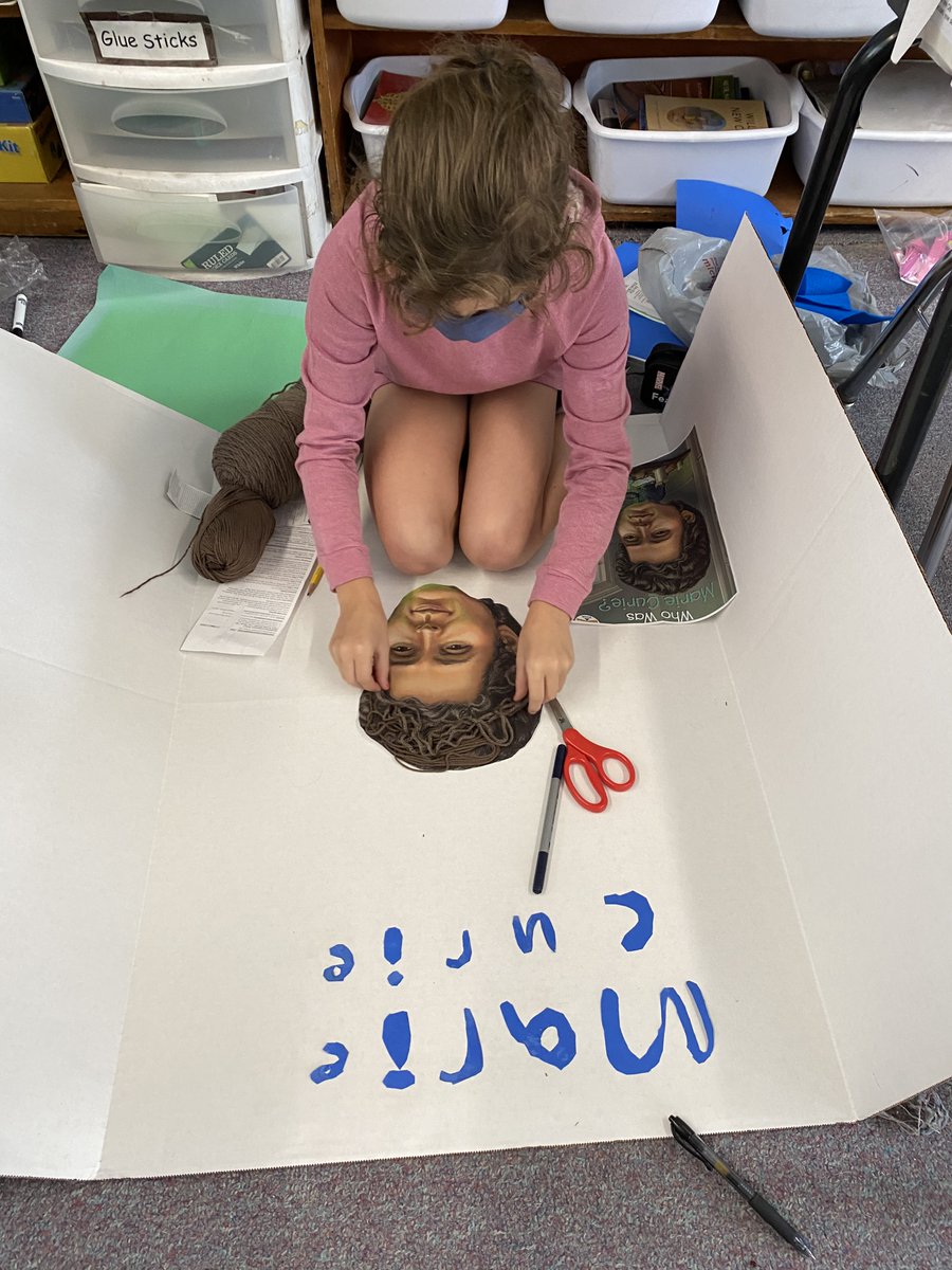 kgazard1's tweet image. In school biography projects equals organized chaos! @MindessClocker @AshlandClockers