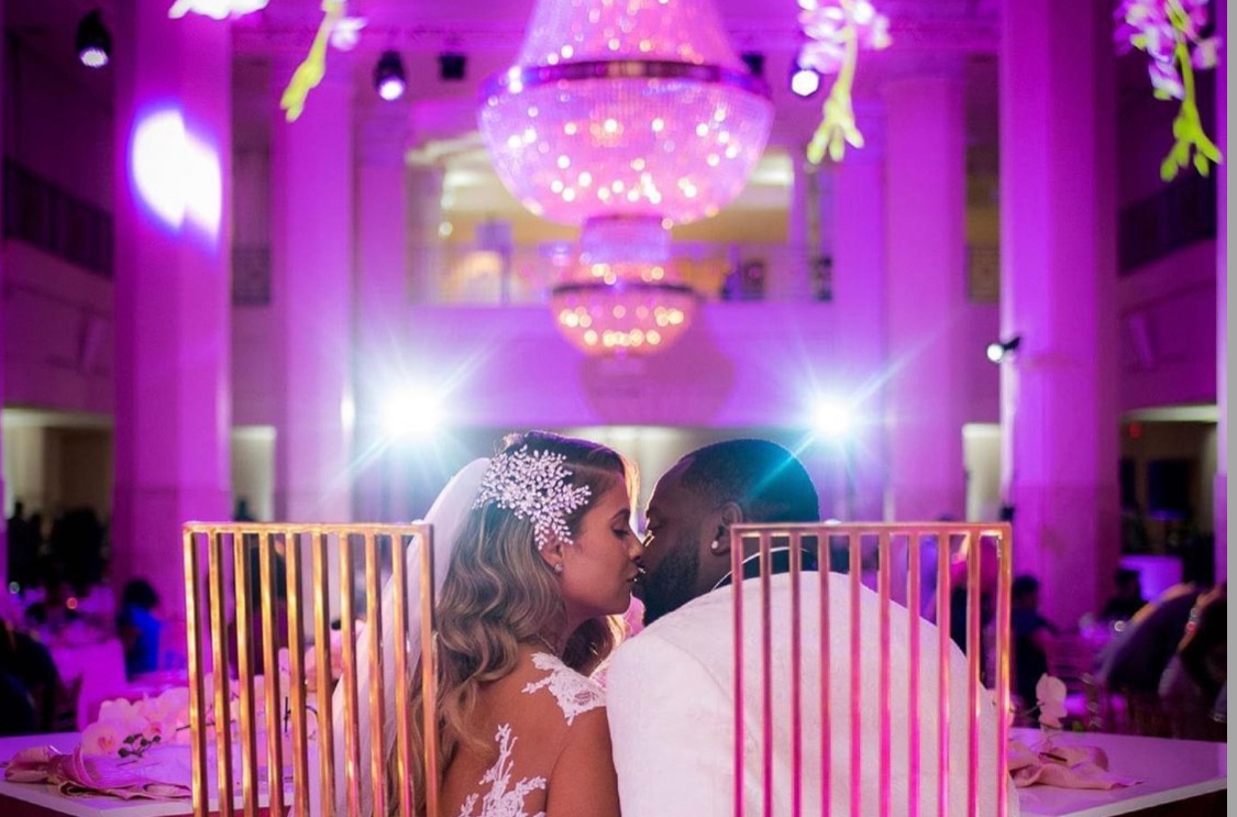 Our beautiful couple on their perfect evening!

📷 <a href="/Phrozenmemories/">PhrozenMemories</a>
🎤 @djtayproductions
🗒️ @klg7009
.
.
.
.

#southernexchangeatl #atlantavenue #atlvenue  #weddingvenue #historicvenue #atlantahistory #dreamwedding #atlantawedding #atlantaweddingvenue #georgiaweddingvenue