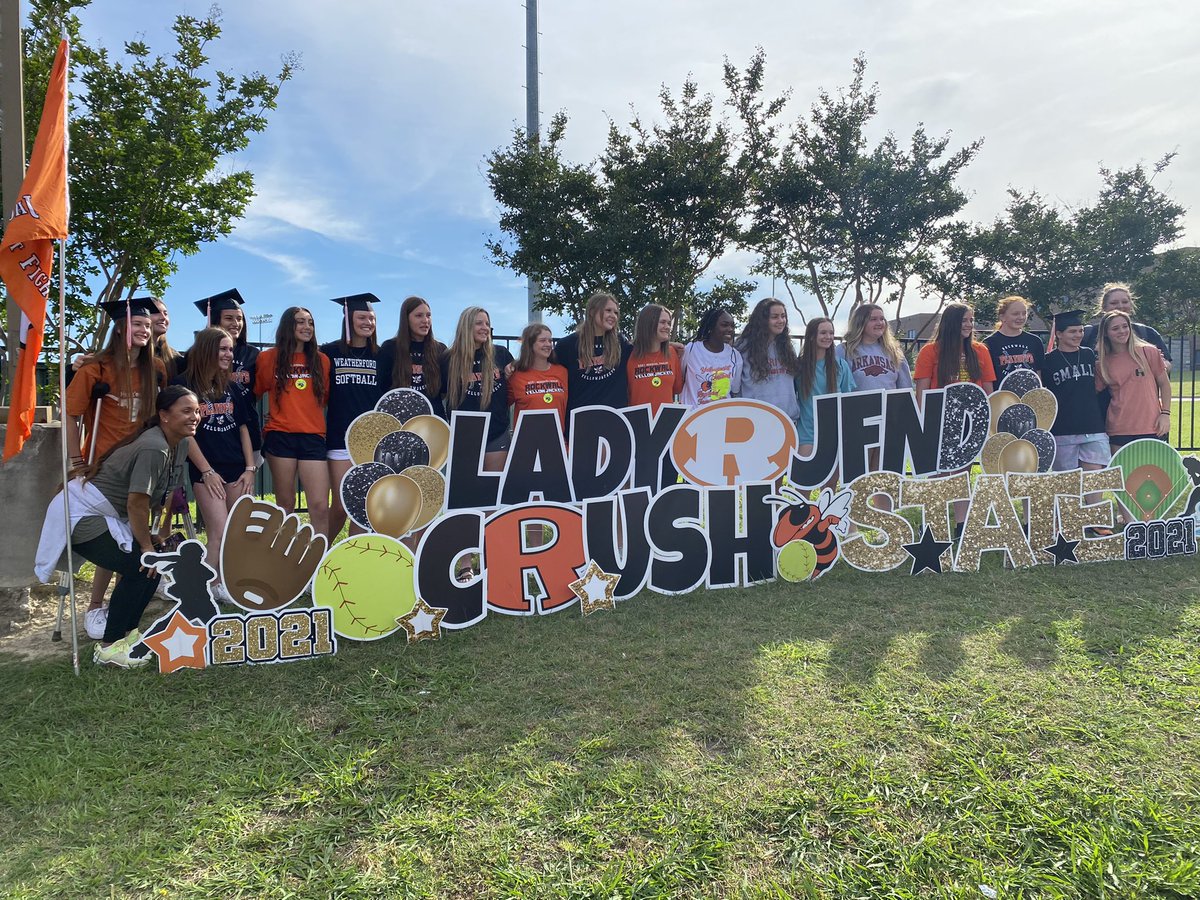 RISDAthletics's tweet photo. CRUSHIN’ IT! #JFND https://t.co/NnhK0SOy8W