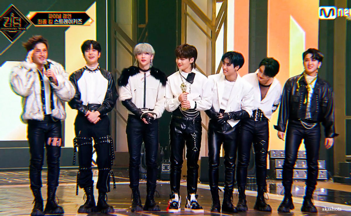 skzshots's tweet photo. THE WINNER OF KINGDOM: LEGENDARY WAR - STRAY KIDS!

WE HOWL IN VICTORY
#스트레이키즈_승자의_함성 
#StrayKids_The_Final_King
#STAYWeDidIt @Stray_Kids https://t.co/PqdDmkmjq3