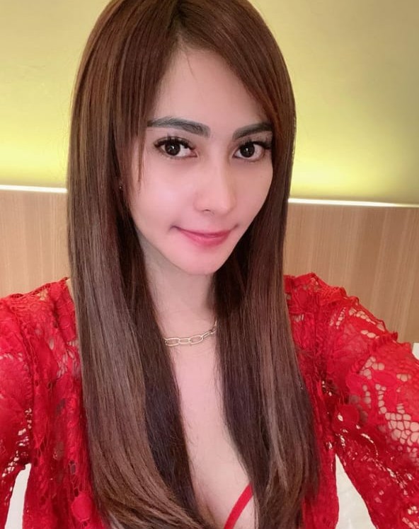 Helvi58206685's tweet photo. @Manda49311589 Langsung keep k. Sini aja ya sayang mau open bo 085377207341 https://t.co/reepS6jkIE