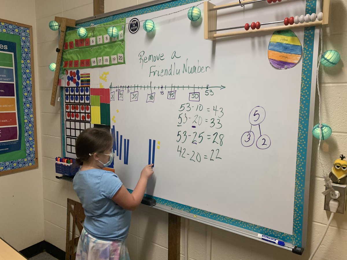 greenie5150's tweet photo. Love having students show math thinking through multiple representations. #math #numberstrings #dailymathfluency https://t.co/YzAgOnm1KR