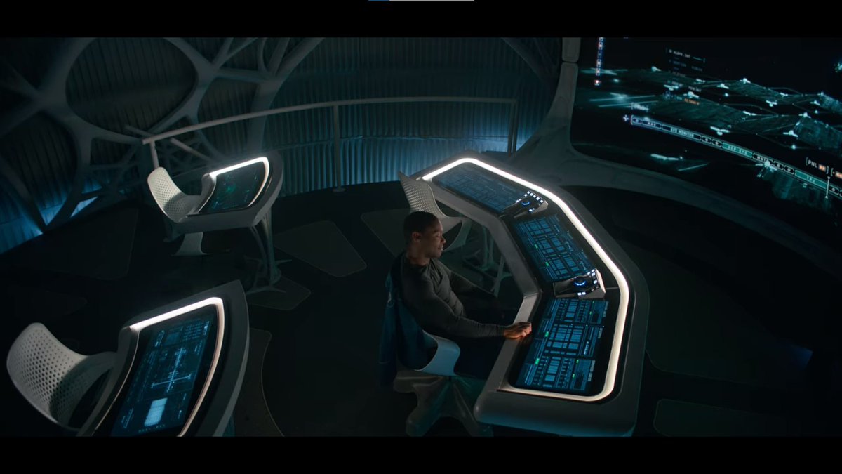 JesseSpragueCAD's tweet photo. I just watched The Midnight Sky on Netflix the other weekend. Who else noticed the 3DConnexion mice as controllers? 
One of the super-talented guys in my Blender groups built the model of the Aether Ship for this movie! 
You can check out his work here:
https://t.co/8bj5EvUeHI https://t.co/02AmO3avfz