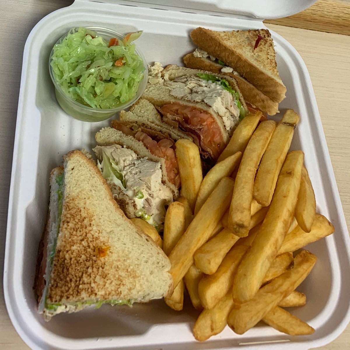 Ralph and Sons Diner tweet media