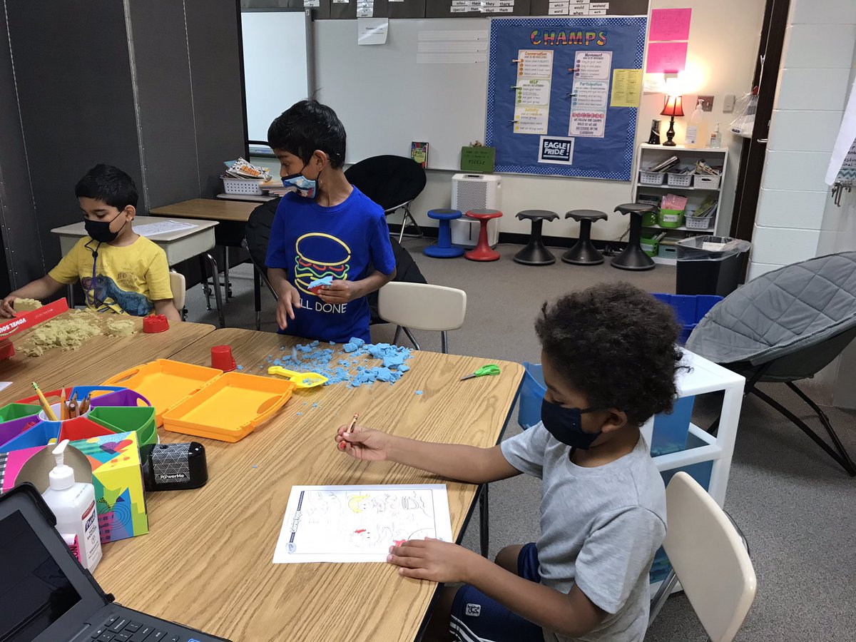 Mrs. Cameron ELL tweet media