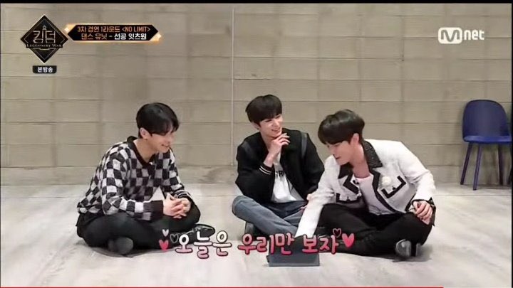 juhyunjaez's tweet photo. the only thing i’m missing from this shitshow is ikon, tbz and sf9’s interactions. its one holds a special place in my heart! 🤍
#THEBOYZ #더보이즈 #TBZ_KINGDOM_RULES #Time_of_KINGDOM_COME #KINGDOM_COME #더보이즈_킹덤_타오를_엔드게임 https://t.co/c5T2zJsYU1