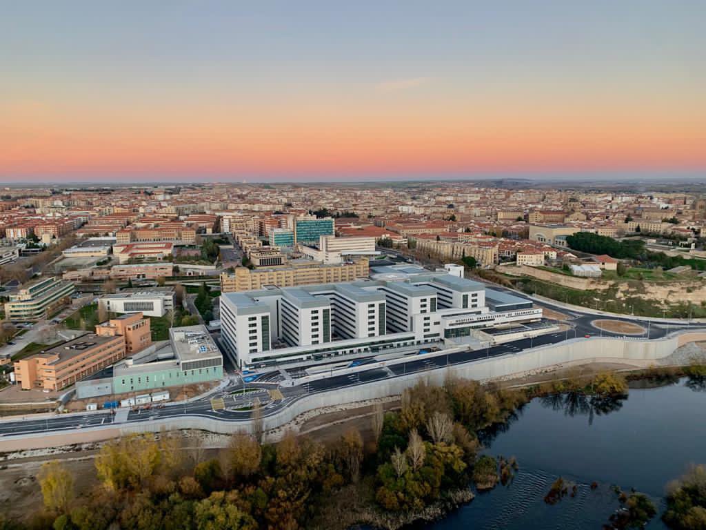 davidcalle1390's tweet photo. ✍️Apuntad fechas! #RIICE 2021 @icruzgonzalez 

🗓9y 10 de septiembre (#Salamanca) presencial (por fin)

Ganas de vernos las caras! A ponernos al día 👏👏

✅Intervencionismo estructural
✅Talleres
✅Soporte circulatorio https://t.co/0tXWWYZzKK