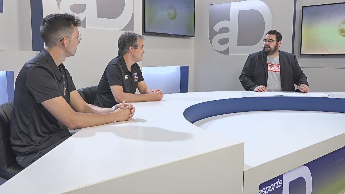blauesports's tweet photo. 🎥⚽️🥅 El moment del FS Platense Vilanova, en un cap de setmana post derbi federat #futsal #futbolcat

https://t.co/k8Tmp1mlIp https://t.co/3SGvHdX3Tw