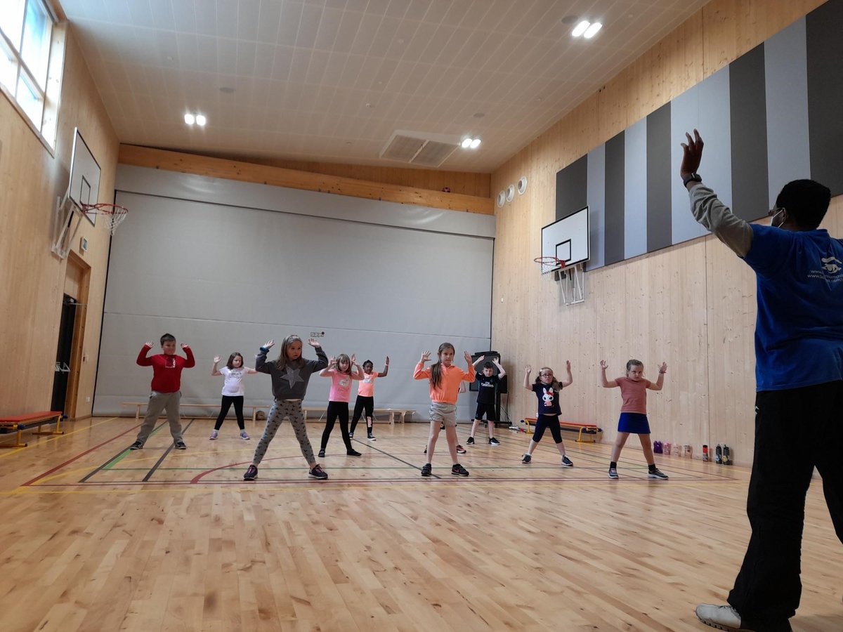 ASAberdeenshire's tweet image. It’s been a busy week for #ActiveSchoolsKemnay with another club returning to the network.  We were delighted to see the return of the after school hip hop groups with MC at @KinellarSchool last night.
#DevelopsSkills #ImprovesActivity