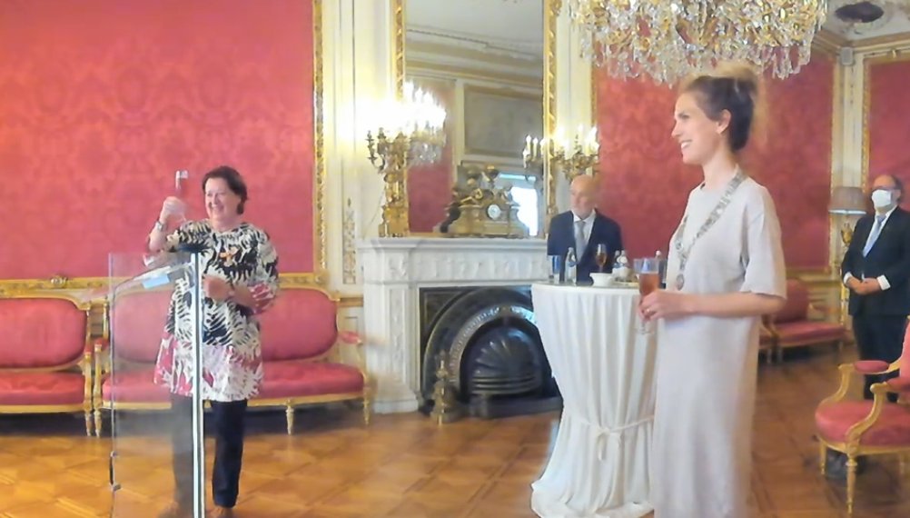 Congratulations to <a href="/ellenthoen/">Ellen 't Hoen - @ellenthoen.bsky.social</a> for being appointed Officer of the Order of Oranje-Nassau, a royal award presented in the Mayor’s residence in Amsterdam today!