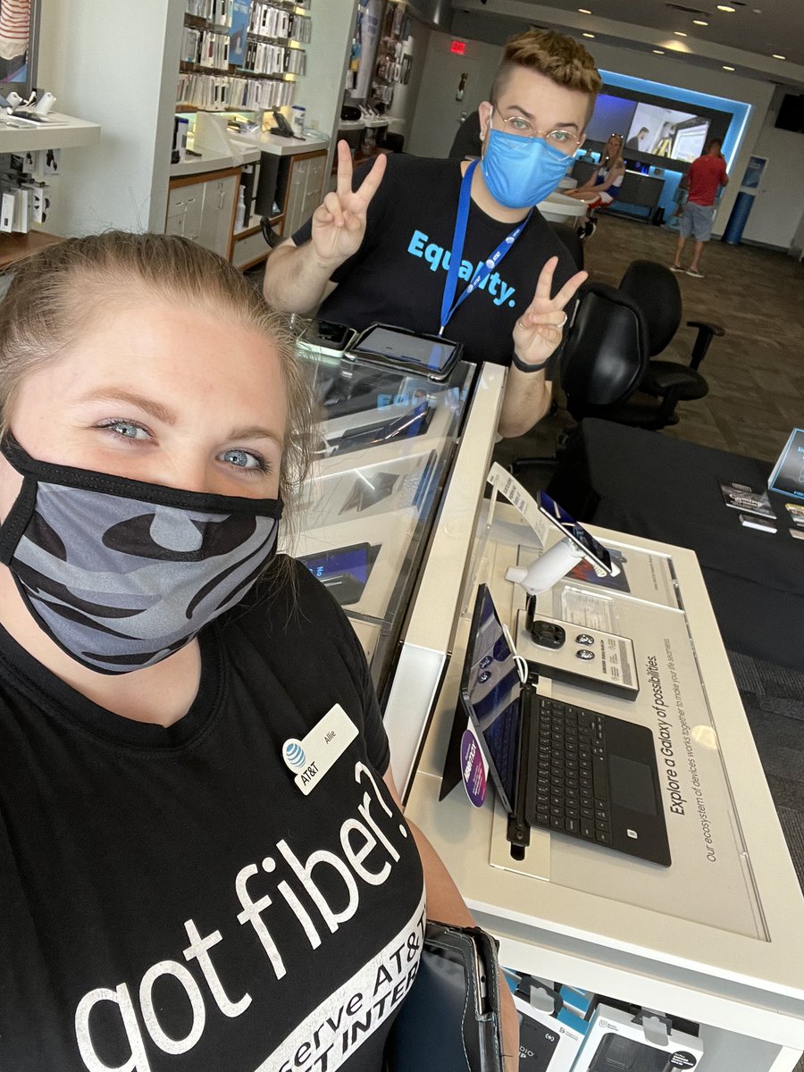 It’s an ENTERTAINMENT kinda day <a href="/BeastsGreene/">TheGreeneBeasts</a> #CantStopWontStop  #LifeAtAtt #TeamMOHtivate #OHPA