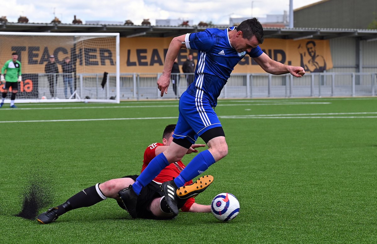 BrianRossiter1's tweet photo. A few from the Gloster Rovers v Kings Stanley Res game. Full album to follow later.

@GlosterRoversFC @KingsStanleyFC1 @CupGloster https://t.co/UbvL5FxG2y