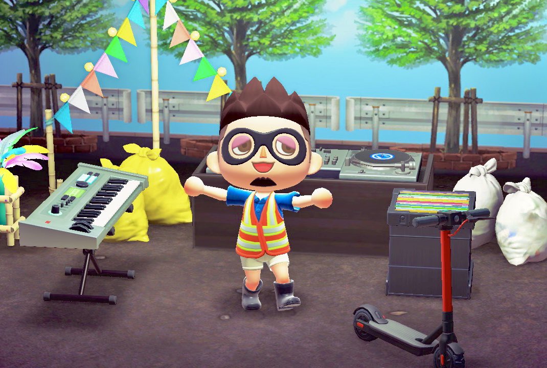 nf_orange's tweet photo. My HGich.T homage done in Animal Crossing. I know the hype around this novelty "band" is over, but I still enjoy their crude humour &amp; silly Goa-esque songs. 

#ACNH #AnimalCrossingNewHorizons #NintendoSwitch #HGichT #Goa #Homage #Hauptschule https://t.co/P5MyQQoPcW