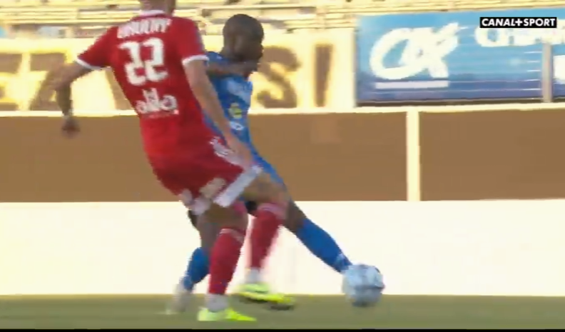 RemiB69500's tweet image. Allez Villefranche 
#CNFCFCVB