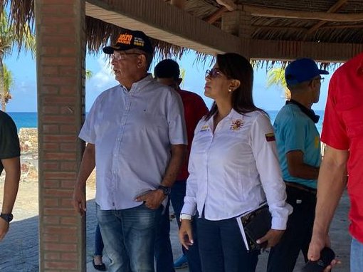 VirguezErika's tweet photo. El GJ Jorge Luis García Carneiro nos deja un legado de lealtad, planificación y trabajo tenaz. Nuestra #FANB y el estado La Guaira han contado con un hombre verdaderamente excepcional. Siempre recordaré sus sabias orientaciones. Paz a su alma https://t.co/EpkwycurQa