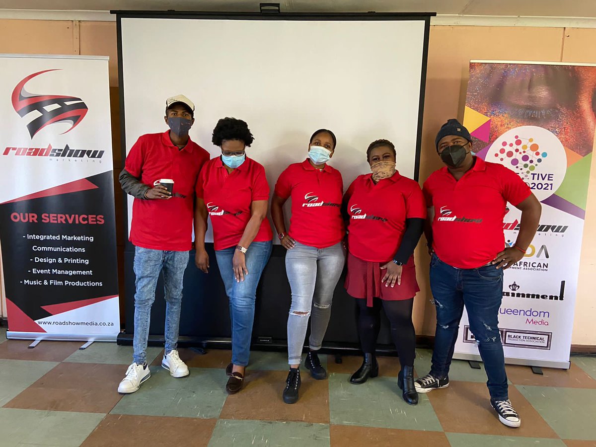 queendom_media's tweet photo. Western Cape is still under session. Thanks to everyone who came through, together we can make it work. #SistasInArts #CreativeExpo2021 #Nacfunded for more info follow @queendom_media &amp; @btpasa 🙏🇿🇦 https://t.co/l7tZTlWR2l
