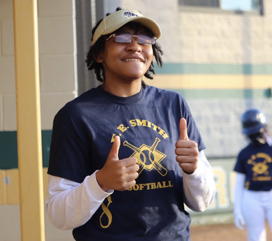 E. E. Smith WBB tweet media