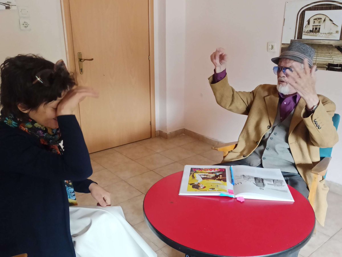 elezi_iris's tweet photo. Mesmerizing time with DoP Bardhyl Martiniani, who shot the Albanian National Archive's new restoration, The Death of a Horse (1992). His stories enriched the understanding of difficulties our filmmakers faced in the 1990s. Film link: https://t.co/GDLrApwNxo https://t.co/vntx6xCgZN
