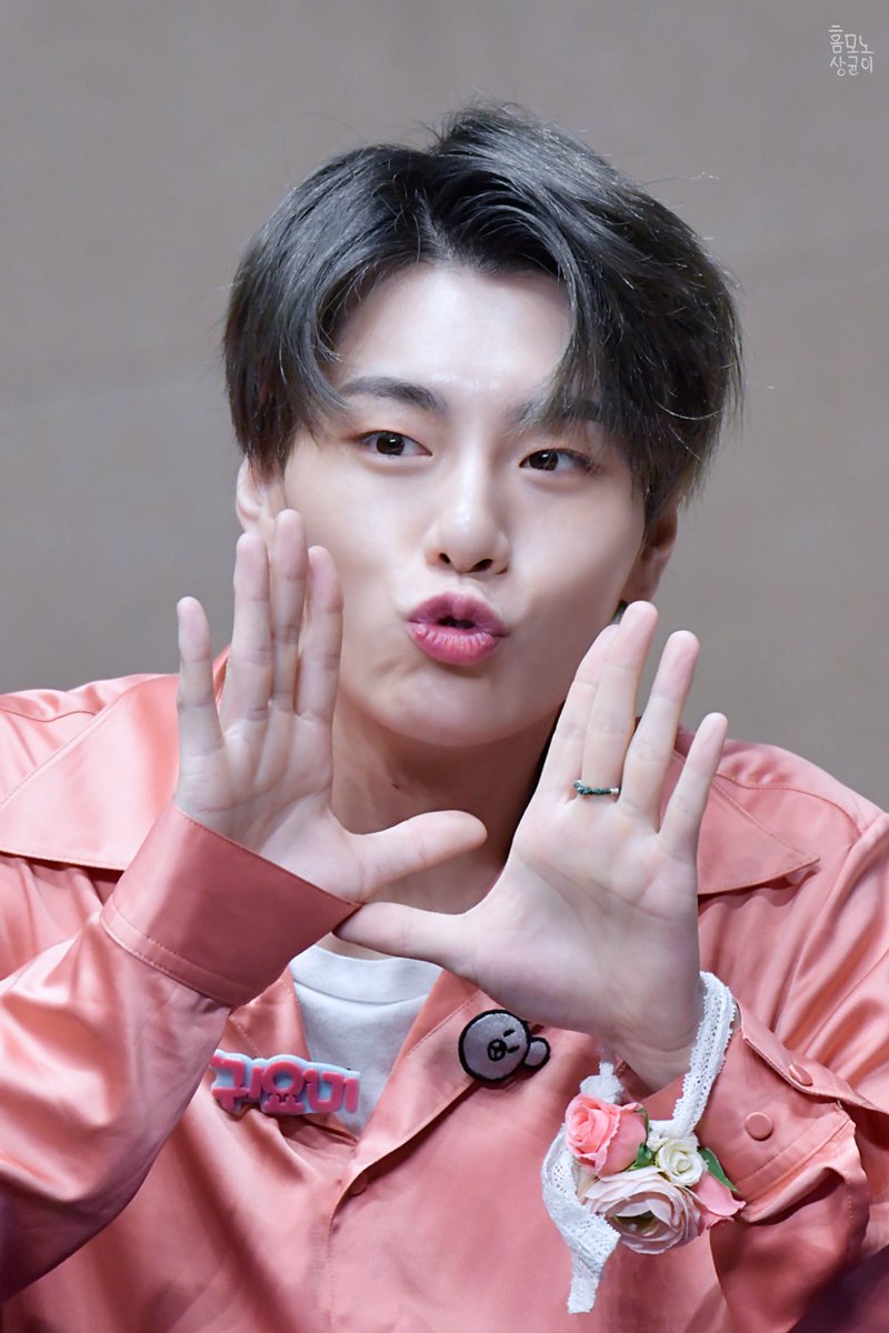 내가 그랬잖아
#19950523그날어쩐지뭔일날것같더라