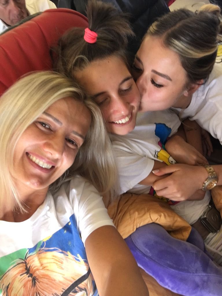 ilk bilinmeyen fotoğrafımızla başlayalım hızlandıkça daha da güzelleri gelecek bastırın akfc 

FinaleDoğru AleynaKalaycıoğlu