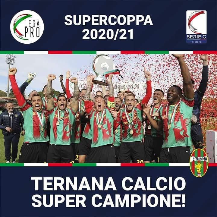 ternana's tweet photo. ❤️💚TERNANA 
SUPER CAMPIONE 
#Ternana #Terni #TernanaPerugia https://t.co/QVAIm1CwOF