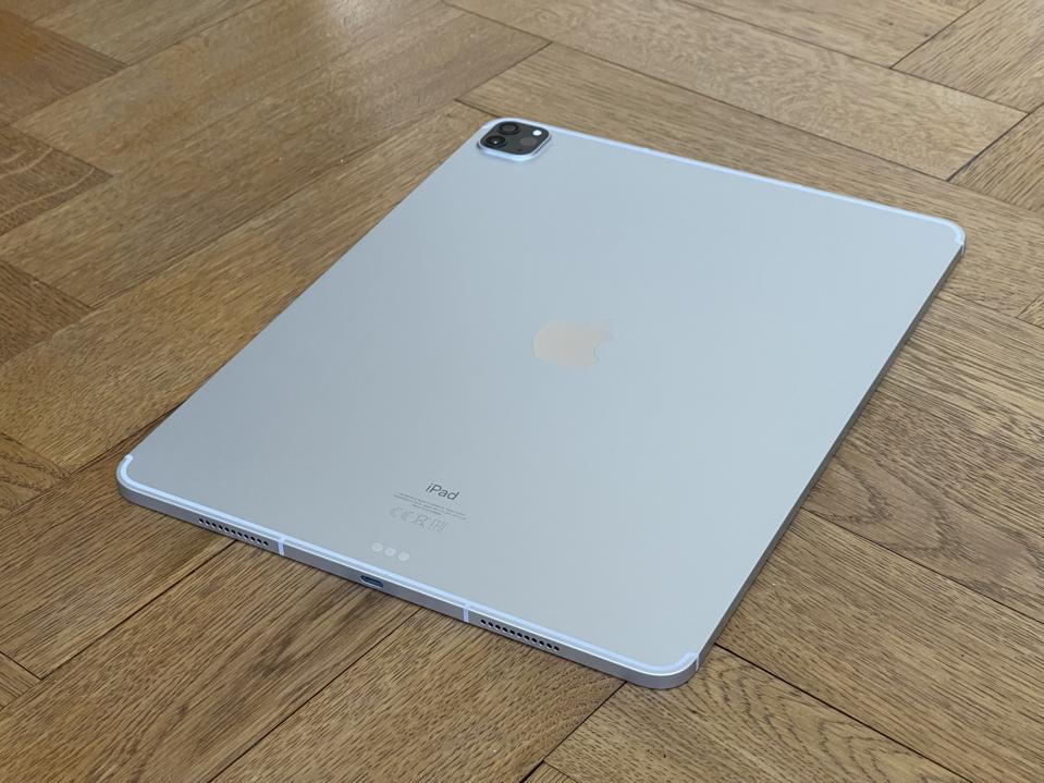 Apple iPad Pro 2021 Review: Speedy Performance, Awesome Display, Same Old Design