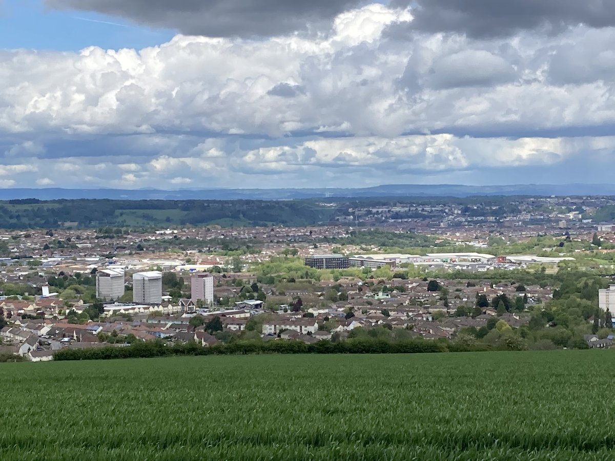 sjreynolds1883's tweet photo. Today was @AspireRunning #bristol3peaks and what an amazing event it is!! These 4 pics do not do it justice. Well done to all concerned for an absolutely fantastic day! #RunforAlex💚 https://t.co/ttHQUwLThA