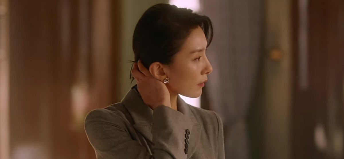 KIMSEOHYUNGS's tweet photo. I'M LOSING MY SHIT WTF ASDFHDJDK

#MineEp5 https://t.co/rKotKkM9Tb