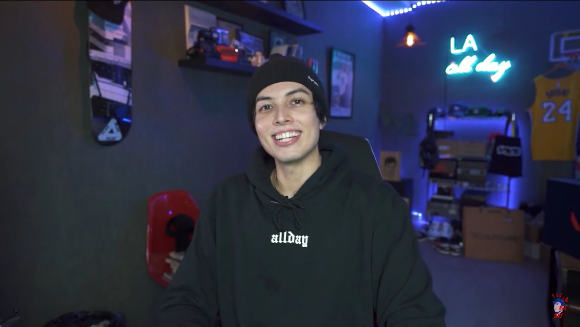 LAAGUINALDO_PH's tweet photo. ⚡️comeback szn or smthn⚡️

@LAAGUINALDO 

link to video:
https://t.co/Wrs8vorq1r https://t.co/T7wY4myiv0