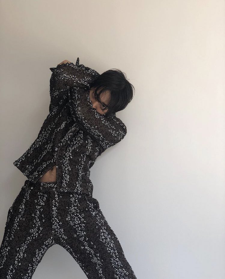 JEWON1GALLERY's tweet photo. 210523 | onlyoneprivate's IG update https://t.co/9spFvYcjQv